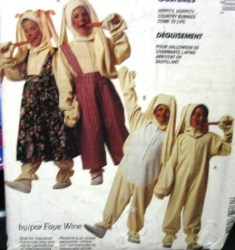 5652 MCCALLS RABBIT ZIP JUMPSUIT, APRON, OVERALLS PATTERN KIDS 5,6